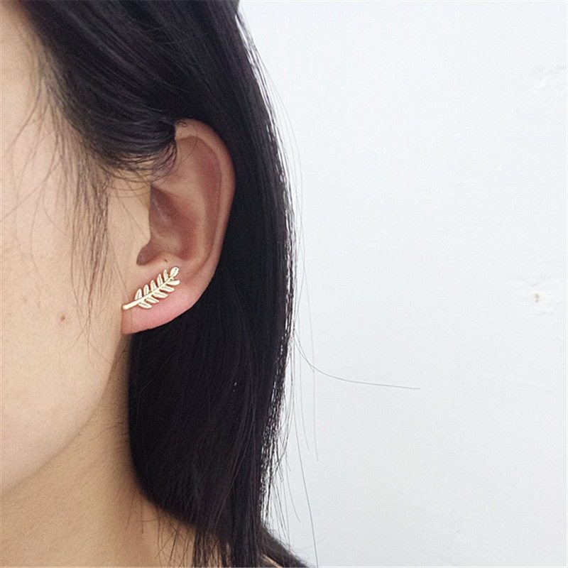 INS Wind Extreme Temperament 100 Hitch Ensemble Art Mini Leaves Ear Accessories South Korea Ornament Small Leaf Ear Pin E40