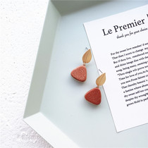 ins temperament delicate 100 hitch a small red ear pendant Jured gold leaf triangular golden sand stone leaf ear nail E41