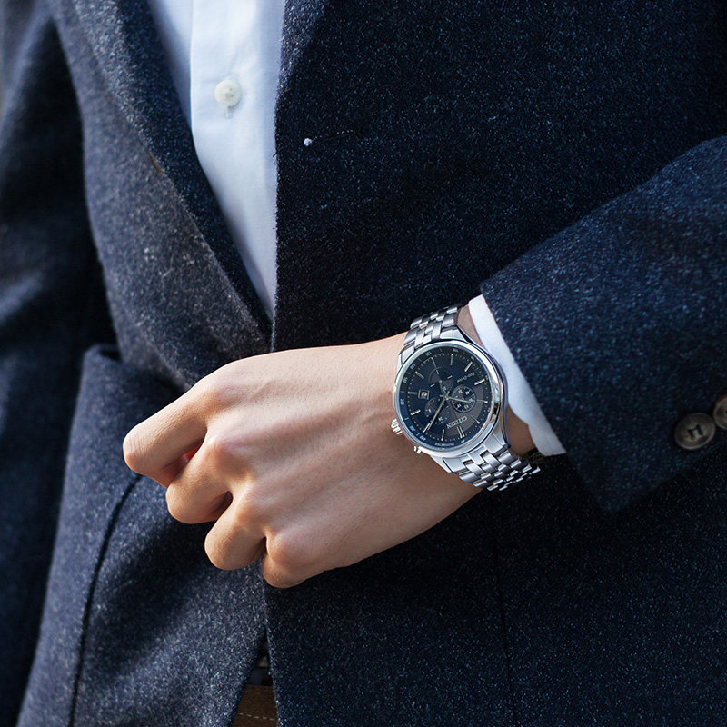 Citizen 西铁城 AT2140-55L 三眼计时光动能 男式手表 镇店之宝￥1079.66 天猫￥2840