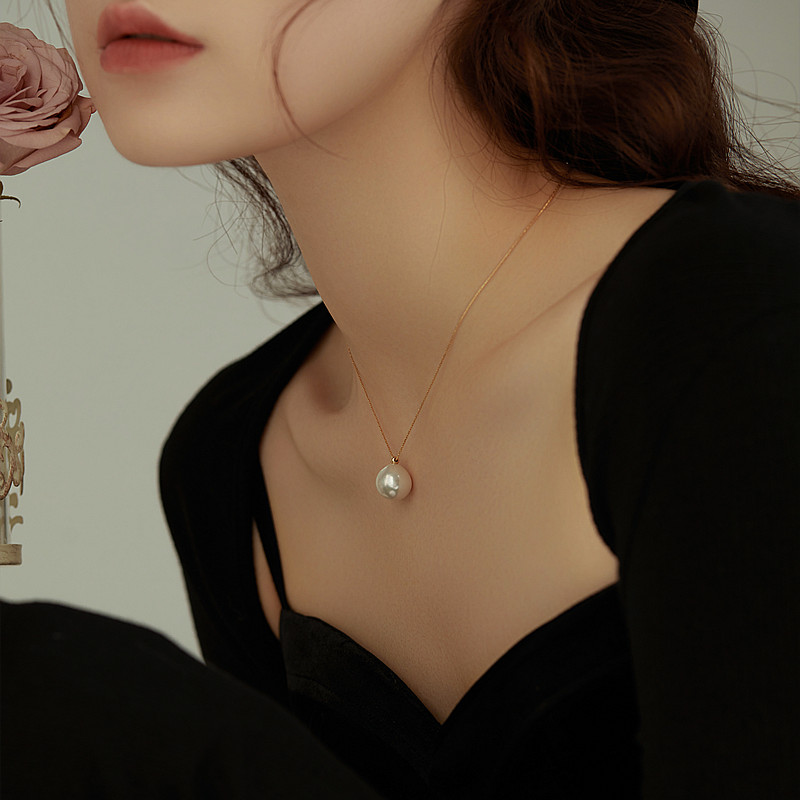 Original Design Natural Love Dison Baroque American 14K Bag Gold Necklace Retro Minimalist Light Extravagant Necklace Gift