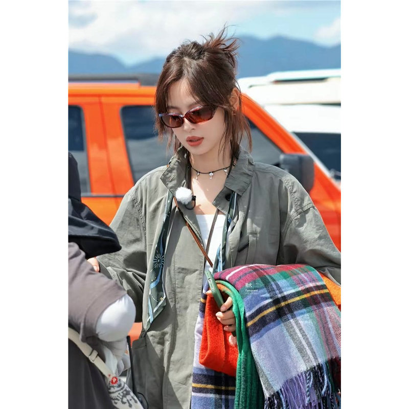 2026 Autumn and Winter Xin Zhilei Style Trench Coat + Shorts 2026 Autumn and Winter Xin Zhilei Style Trench Coat + Shorts