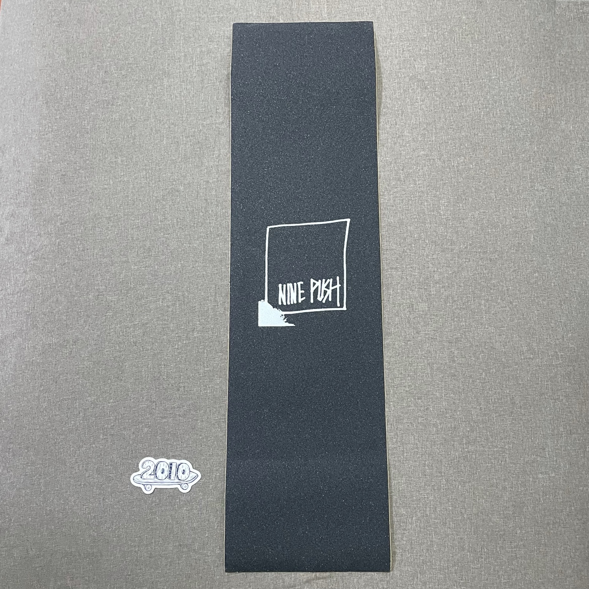 Professional 2010 skateboard sandpaper multi-brand new choice black color variety maven dbh bd double rocker