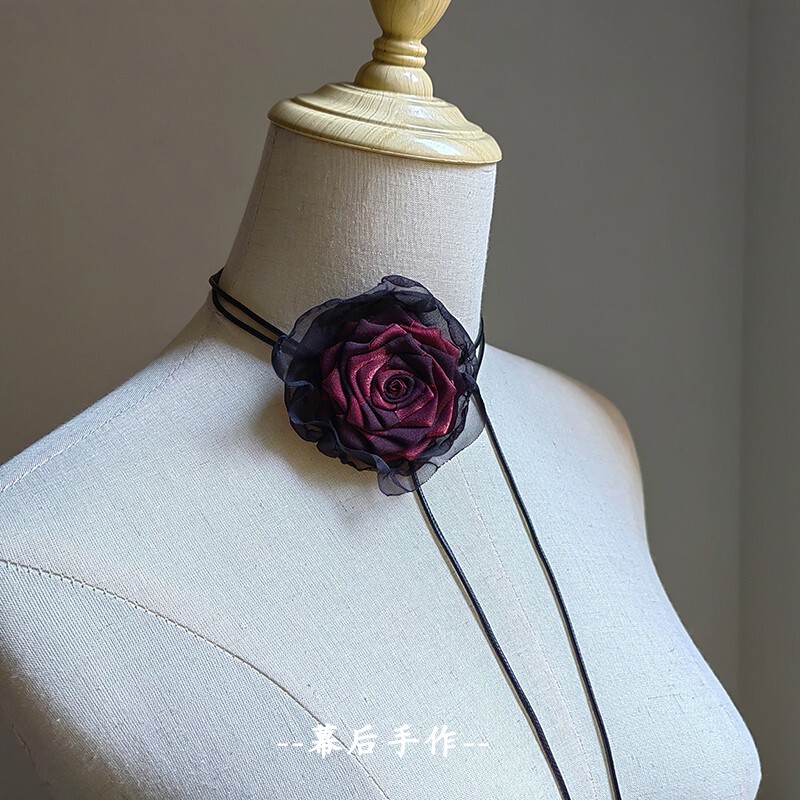 Dark Style Handmade Dried Rose Burnt Flower Necklace, Black and Red Choker, Neck Flower, Wrist Flower Dark Style Handmade Dried Rose Burnt Flower Necklace, Black and Red Choker, Neck Flower, Wrist Flower