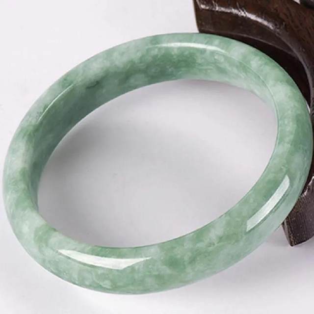 ສາຍແຂນ jade ແທ້ທໍາມະຊາດສໍາລັບແມ່ຍິງ, ສາຍແຂນ jade ສີ emerald, ສາຍແຂນ jade ສີຂຽວອ່ອນສໍາລັບແມ່ຍິງ, ມີໃບຢັ້ງຢືນການກໍານົດ, ສົ່ງຟຣີ