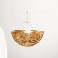 Жемчужная сумочка маленького размера