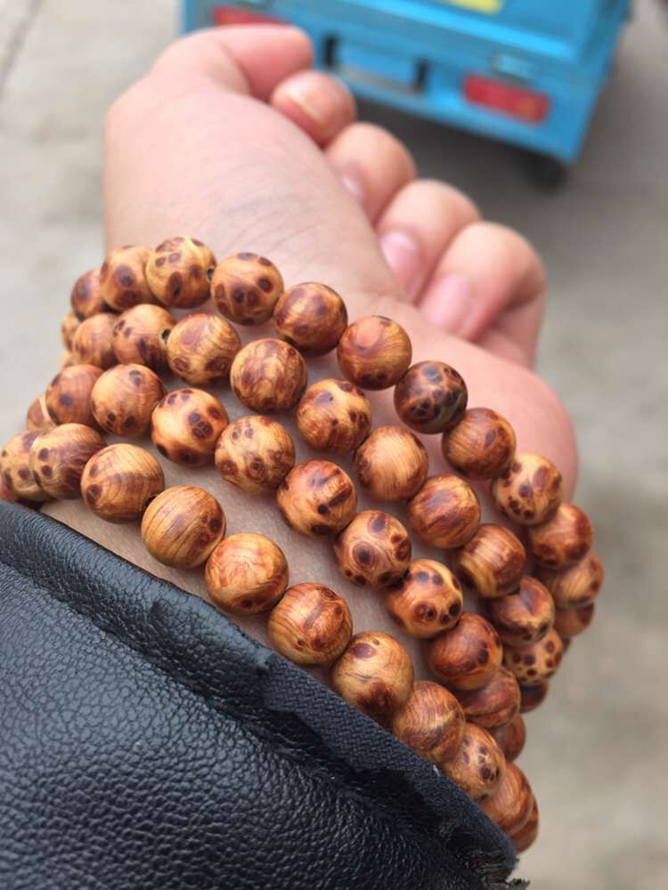 8mm Taiwang cliff paddle 108 hands - bead wood bead female and female skin - eye with fragrance candle