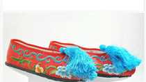 Flowerpot bottom shoes Qing Dynasty new style Zhen Huan Qing Dynasty princess ancient flag shoes