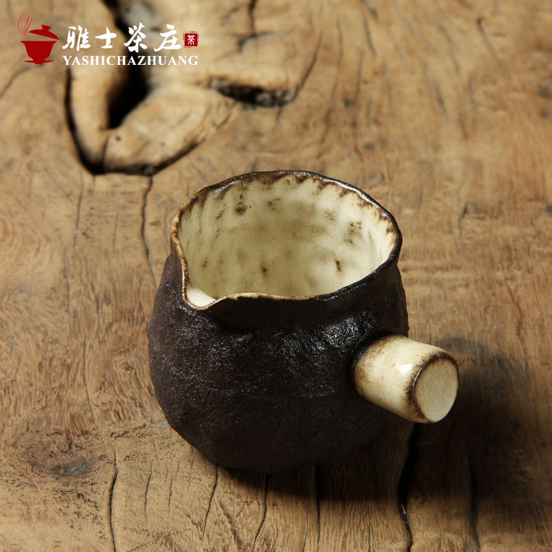 Coarse pottery hand-kneaded side handle justice cup full handmade ceramic male cup tea divider kung fu tea set retro black pottery uniform cup