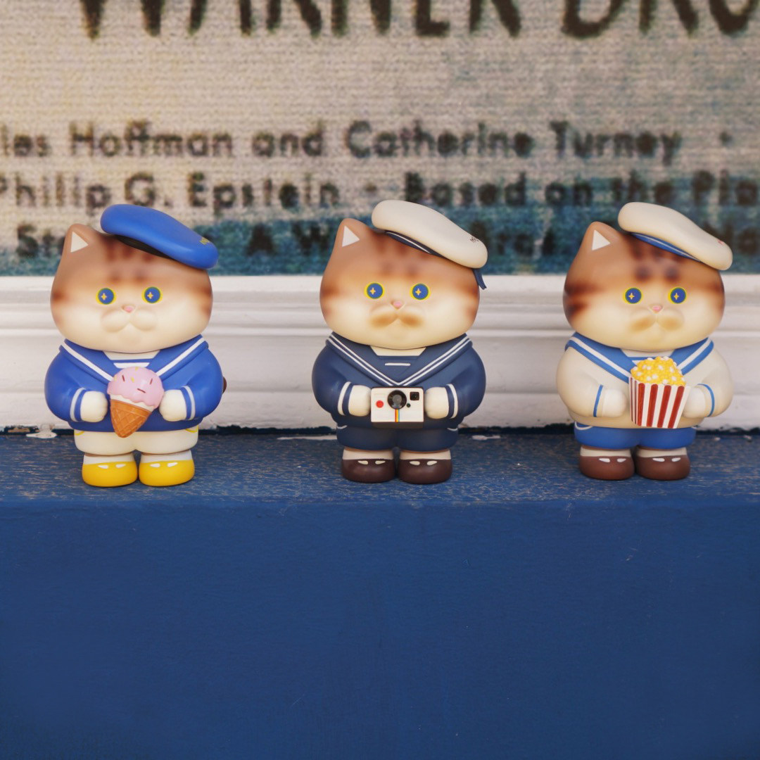 MEWJI Miaoji cat roll spot sailor suit navy cat tide play big baby retro collection cute hand limited