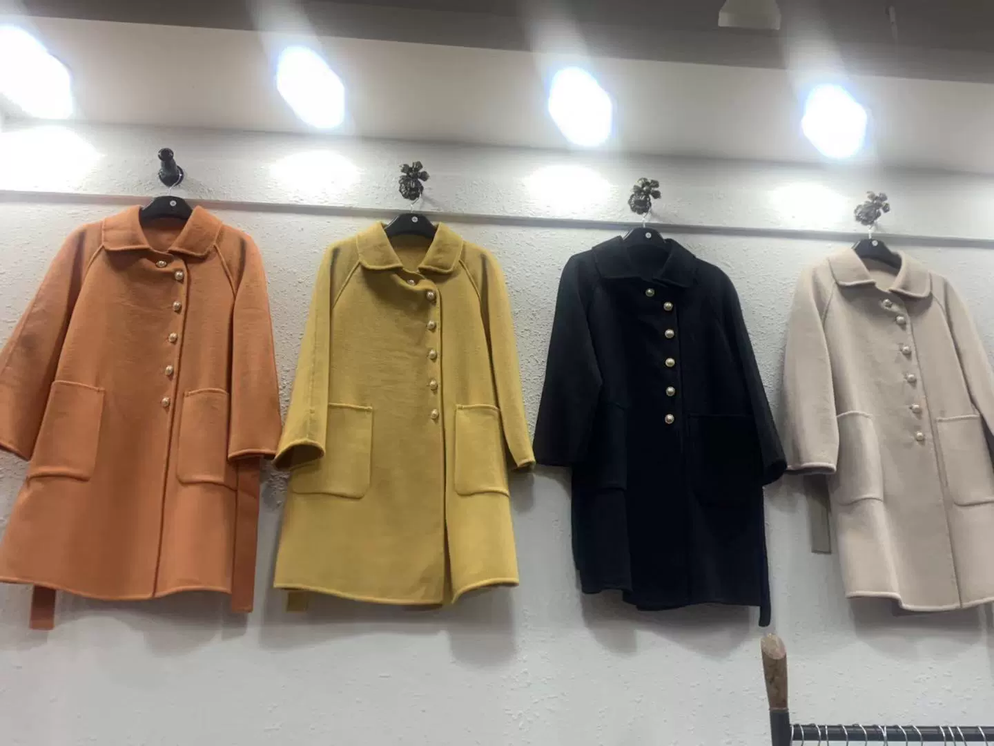 2019 mới mùa thu và mùa đông áo khoác hai mặt cashmere Cộng hòa Trung Quốc phong cách ngọc trai khóa cổ áo búp bê giữa phiên bản áo dài lỏng - Áo len lót đôi