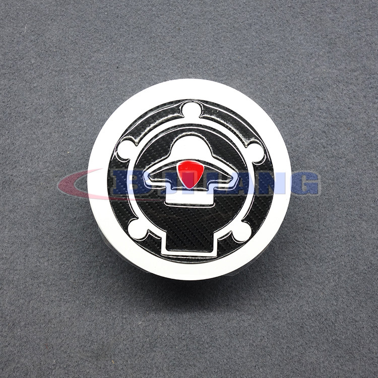 Application of the duckadi 939821797 1200 S oil case cover sticker