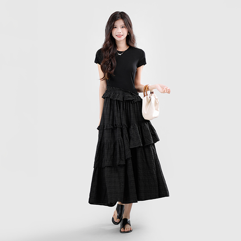 Vco/Micro Cool French Style Irregular Black Short Sleeve Floral Dress for Women 2026 New Summer Cake Long Dress
