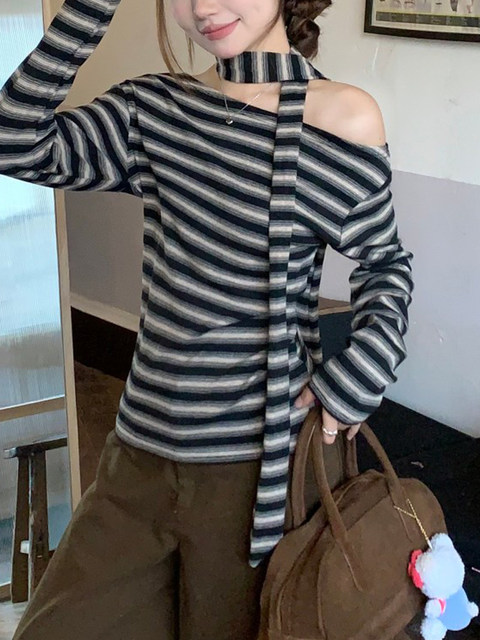 Retro Chic One-Shoulder Ribbon Trim Slim-Fit Long-Sleeve T-Shirt for Women, Spring Season, Waist-Cinching Striped Unique High-End Stunning Top