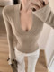 Sexy Deep V-Neck Brushed Thermal Base Shirt for Women, Autumn Super Flattering Top with a Stylish Design, Slim-Fit Short T-Shirt
