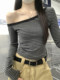 Spicy Retro Style Striped Slim-Fit T-Shirt for Women 2025 Early Autumn Design High-Waisted Cropped Off-Shoulder Top ins