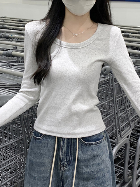 Sweet and Spicy Round-Neck Versatile Long-Sleeve T-Shirt for Women, Early Autumn 2025, Korean Style, Simple Short Chic Top