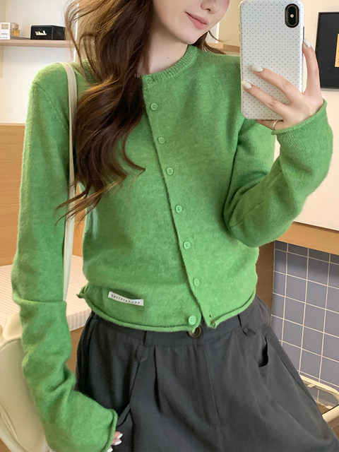 Green Color Enhances Complexion, Youthful and Elegant Long-Sleeve Knit Cardigan for Women, Autumn and Winter Korean Style Chic, Stunning Short Versatile Top