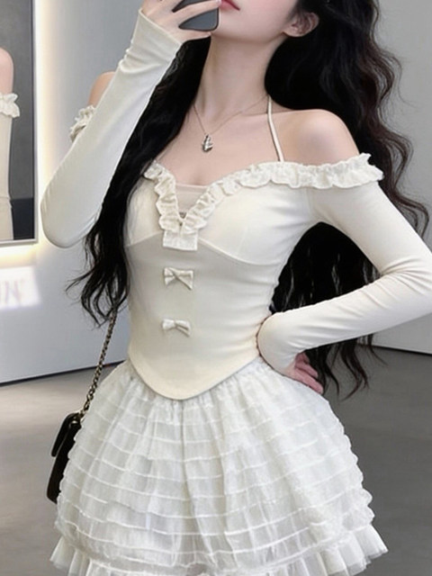 Korean Style Pure Desire Off-Shoulder Lace V-Neck Pure Desire T-Shirt for Women, Spring Sexy Halter Neck High-End Design Long-Sleeve Top