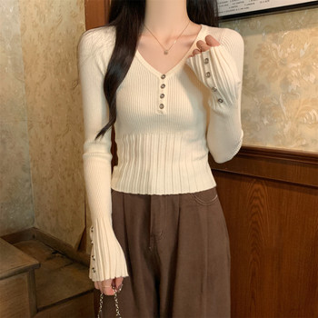 Korean Style Elegant V-Neck Slim-Fit Blouse for Women 2025 Autumn Pure and Alluring Unique Button Design Knitted Top