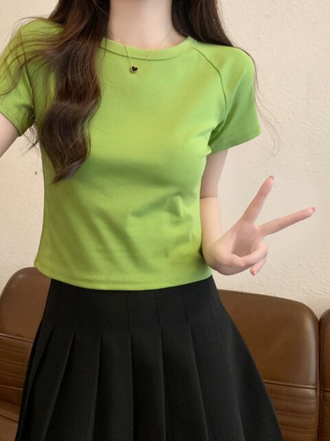 Green Dopamine Style Base Layer Short-Sleeve T-Shirt for Women, New Summer Design with Raglan Sleeves, Short Top