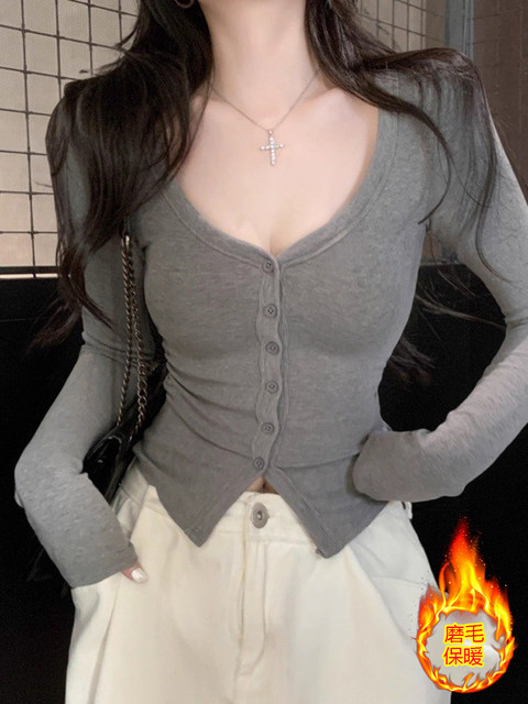 Trendy V-Neck Pleated Waist-Cinching T-Shirt for Women, Autumn and Winter, Unique Design with Buttons, Brushed Long-Sleeve Top