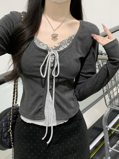 Niche Gray Lace Patchwork Top for Women, 2025 Autumn, Pure and Alluring Style, Petite Waist-Cinching Faux Two-Piece Short Top