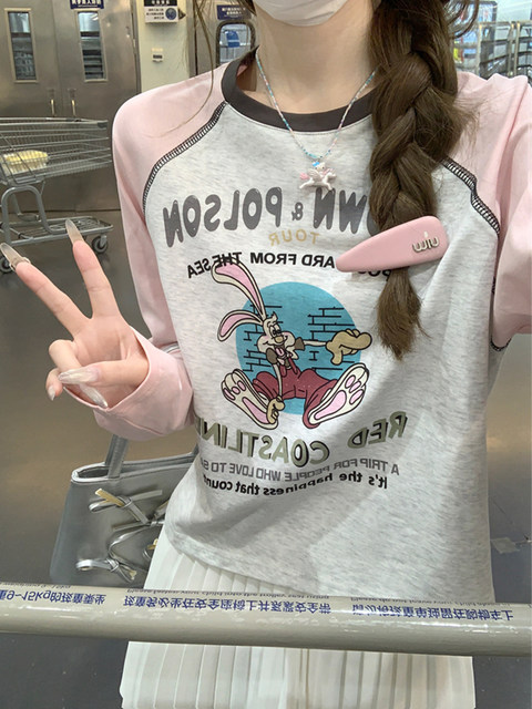 Round Neck Loose Chic Cartoon Print T-Shirt for Women, Spring Design with Contrasting Color Raglan Sleeves, Unique Patchwork Top Ins