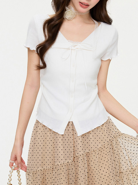 Korean-Style Sweet Bow-Knot Patchwork Fake Two-Piece Knitted T-Shirt for Women with Unique Design, Beautiful and Age-Reducing Top