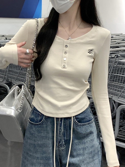 Korean-Style Blue Long-Sleeved T-Shirt for Women, Early Autumn, Pleated Design, Unique and Chic Short Top ins