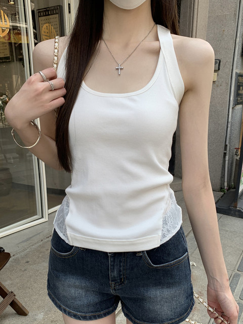 American-Style Hot Girl Slim-Fit Sleeveless Tank Top for Women, Summer Square Neck Lace Splicing Design, Stunning and Unique Camisole