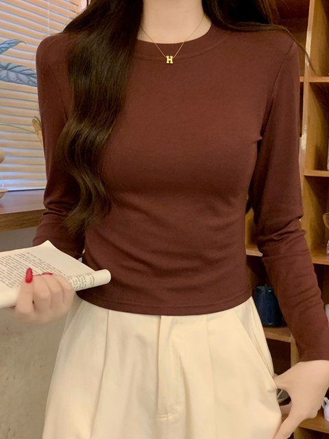 2025 Autumn/Winter Basic Round Neck Slim Fit Slimming Top for Women Korean Style Padded Shoulder High-End Sweet and Spicy Short Top