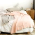 chăn mùa đông Bắc Âu đơn sofa thường in màu xám tối giản trang trí công chúa chăn mền đi xe thảm Bed and Breakfast bột - Ném / Chăn Ném / Chăn