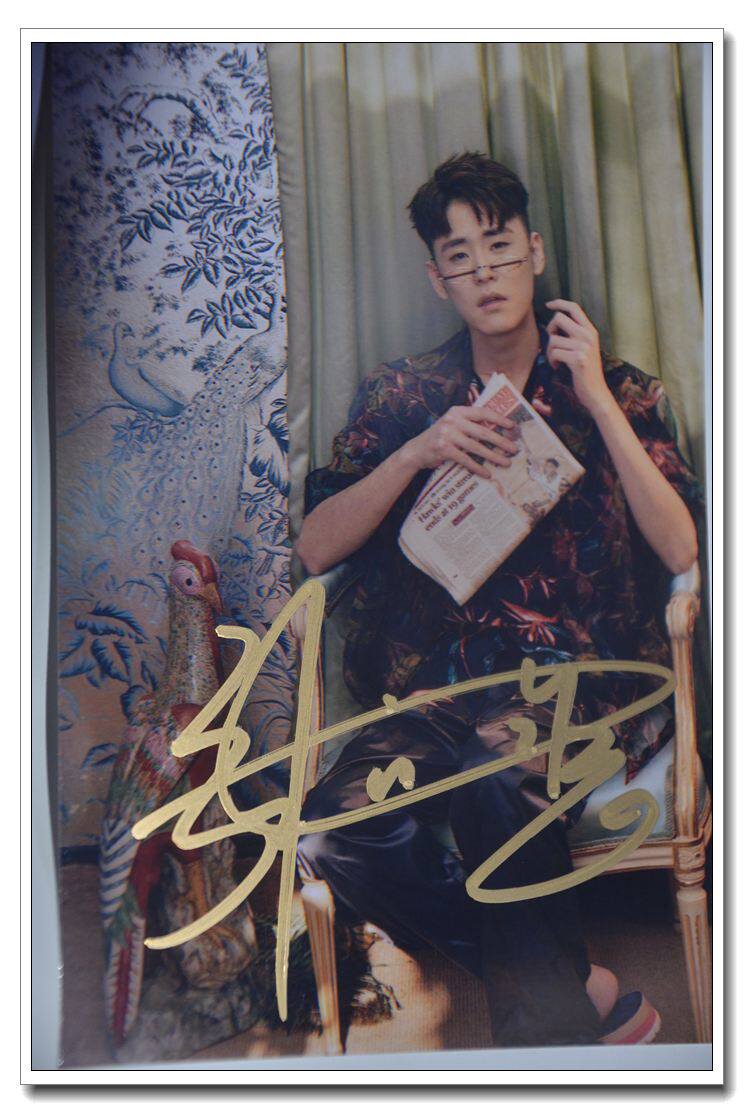 February, 2019 New Zhang Yunrede Cloud Society's Written Signature Photo W