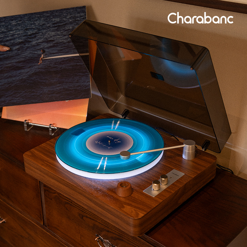 Charabanc Bluetooth Speaker Aromatherapy Machine High-End Qixi Festival Gift Vinyl Record Player with Light Birthday Gift Charabanc Bluetooth Speaker Aromatherapy Machine High-End Qixi Festival Gift Vinyl Record Player with Light Birthday Gift