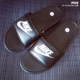 Nike Benassi Giày thể thao khâu đen trắng Nike cho nam và nữ 343881-104 818736-011