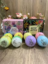 Export of European and American explosion Bath Salt Bath bubble bomb essential oil bubble bath Bath Bath Bath Box Four