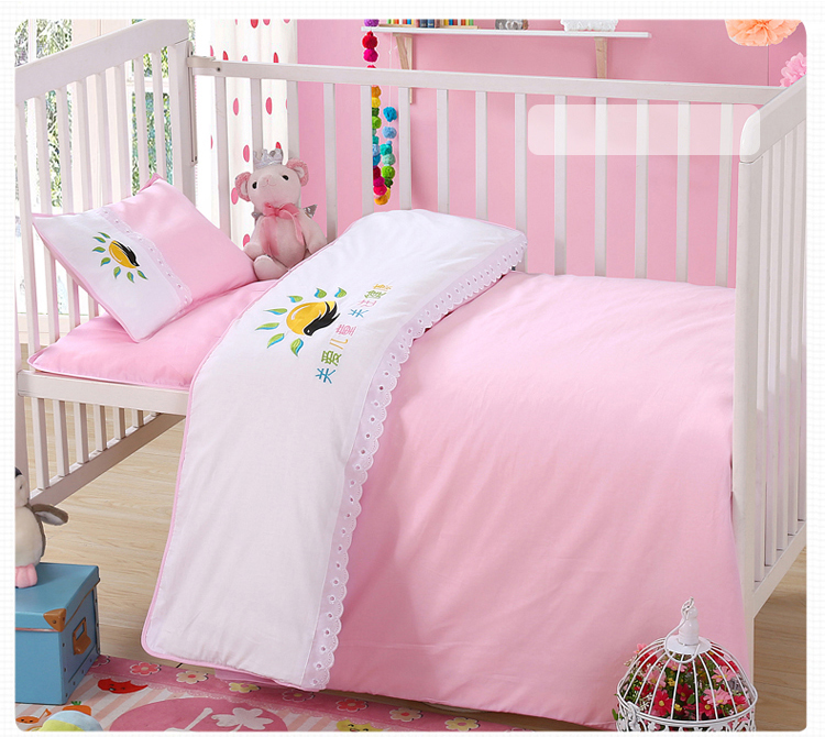 Bông mẫu giáo quilt ba mảnh thiết lập với core trẻ em mùa đông cotton màu tinh khiết satin quilt cover bộ đồ giường nap core