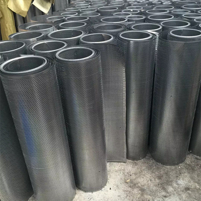Spot sales of galvanized coil round hole punching plate hole plate stainless steel porous plate factory direct sale of various apertures