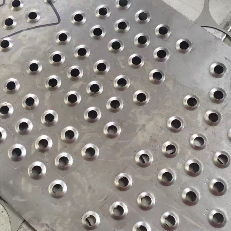 Stainless steel plate galvanized non-slip plate crocodile mouth anti-slip plate youthful stick Zhengzhou bathroom copper screen