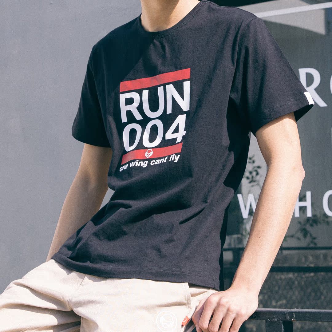 港风潮流潮牌TE0086RUN004零零肆原创国潮零零肆短袖男青少年TEE