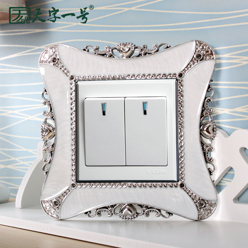 ����һ�ſ�����ǽ��������HZKGT