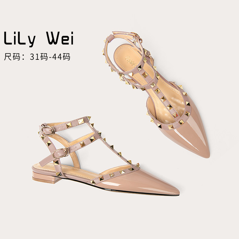 Lily Wei (Serene) 2023 Summer Rivets Nude Color Flat Bottom Shoes Big Code Women With Buttons Sandals small Fragrant Breeze-Taobao