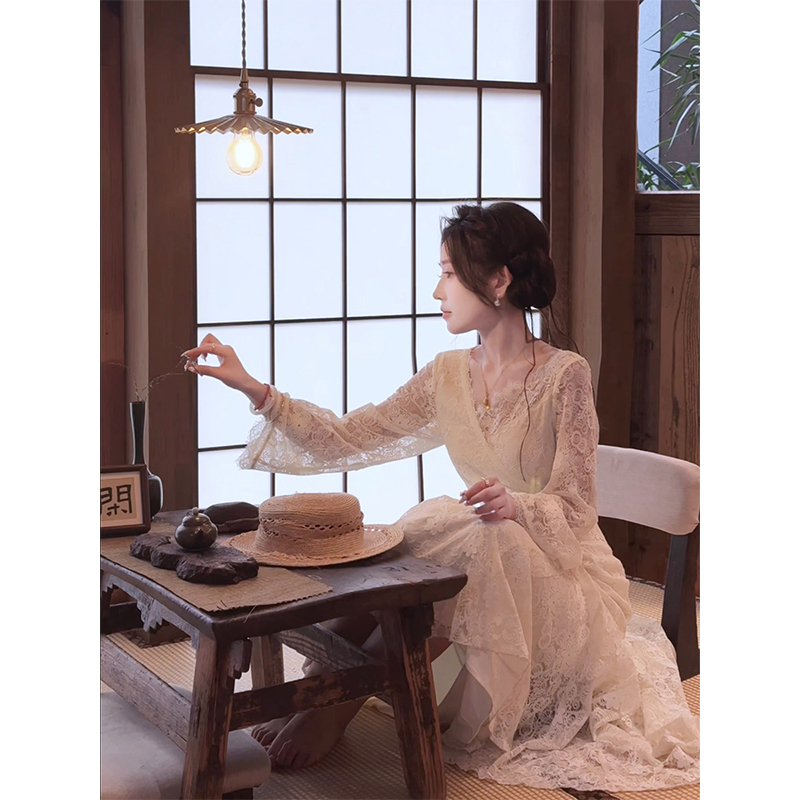 Tinghe【White Cherry Blossom】Beige Lace Embroidery Slim Fit Dress for Women 2026 Early Spring New Slimming Dress Tinghe【White Cherry Blossom】Beige Lace Embroidery Slim Fit Dress for Women 2026 Early Spring New Slimming Dress