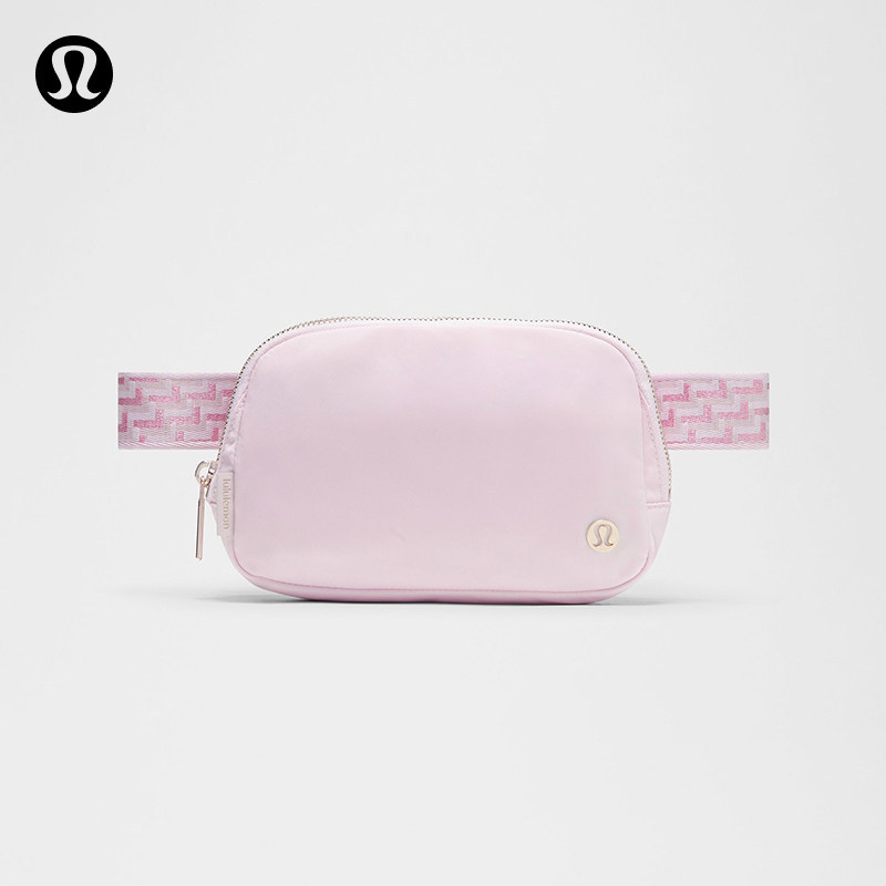Everywhere Waist Bag *Metal Letter Logo Water-Resistant丨Lululemon丨Lu9Cwqs Everywhere Waist Bag *Metal Letter Logo Water-Resistant丨Lululemon丨Lu9Cwqs
