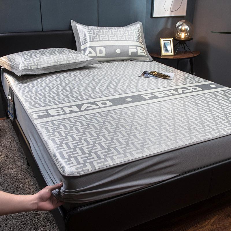 New cool mat ice silk mat washable with washable summer home Three sets of non-slip beds Air Conditioning Soft Mat