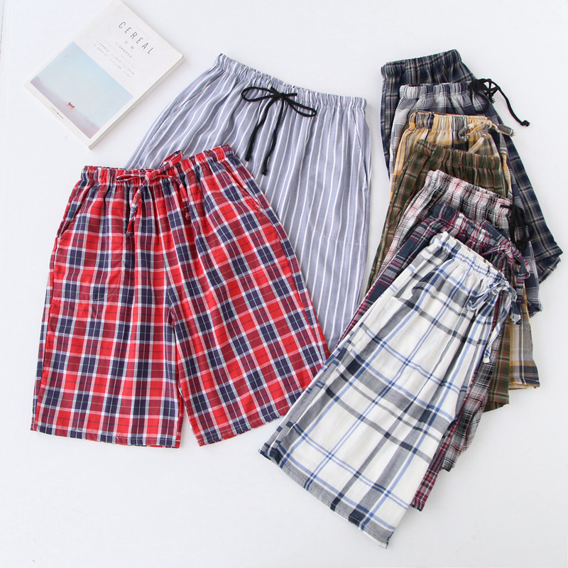 Casual men's home pants Summer five-point casual shorts Loose cotton gauze plaid pajamas shorts wear beach pants outside