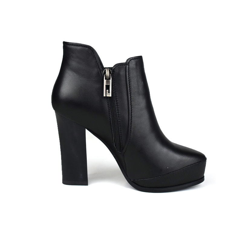 Kuuki Gaoqi Free Shipping Thick Waterproof Platform Round-Toe High-Heeled Women's Boots Leather Short-Tube Leather-Lined Fashion Boots 97011 Kuuki Gaoqi Free Shipping Thick Waterproof Platform Round-Toe High-Heeled Women's Boots Leather Short-Tube Leather-Lined Fashion Boots 97011