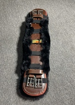 British style saddle full cowhide dance step girdle and fur integrated wool cover racecourse equestrian knight riding harness