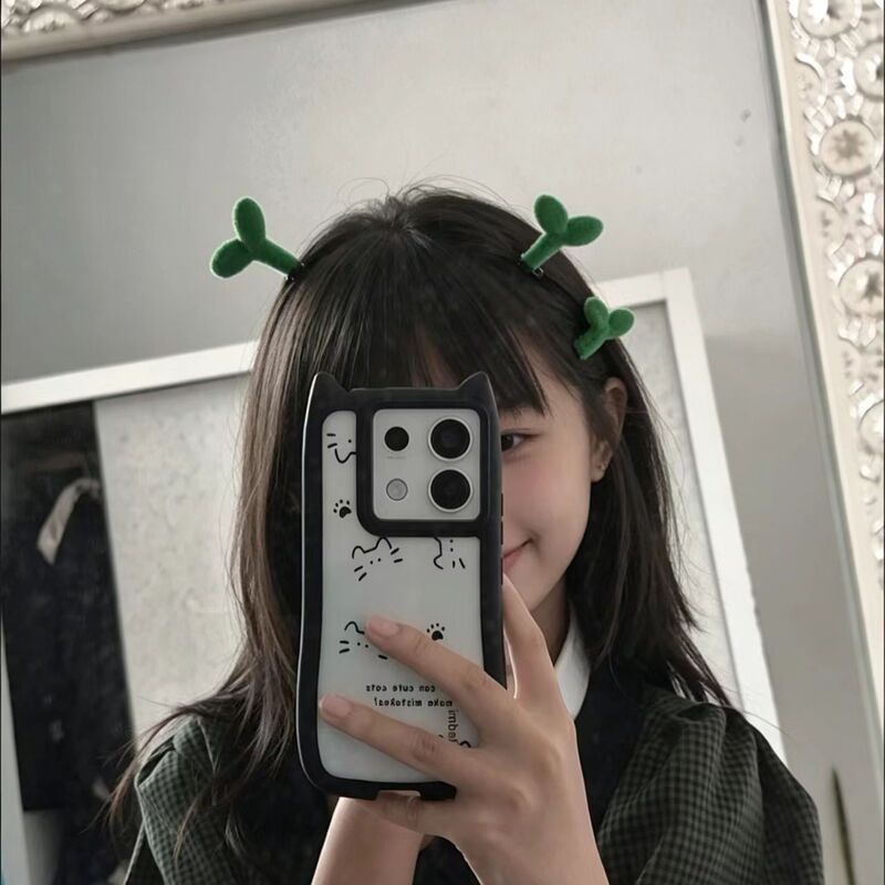 Cute Hairpin with Grass on the Head, Creative Grass Hair Clip, Plush Hairpin for Otaku Girls, Quirky and Unusual