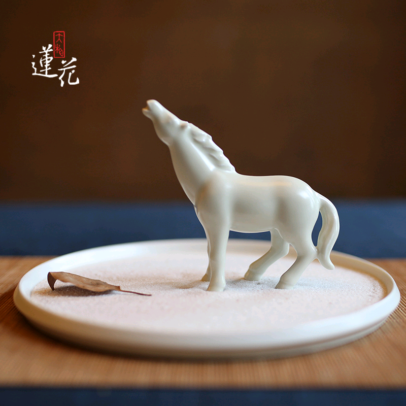 Da Xiang Lotus handmade Song Ma New Chinese ceramic horse ornaments Home model room Hotel soft decoration